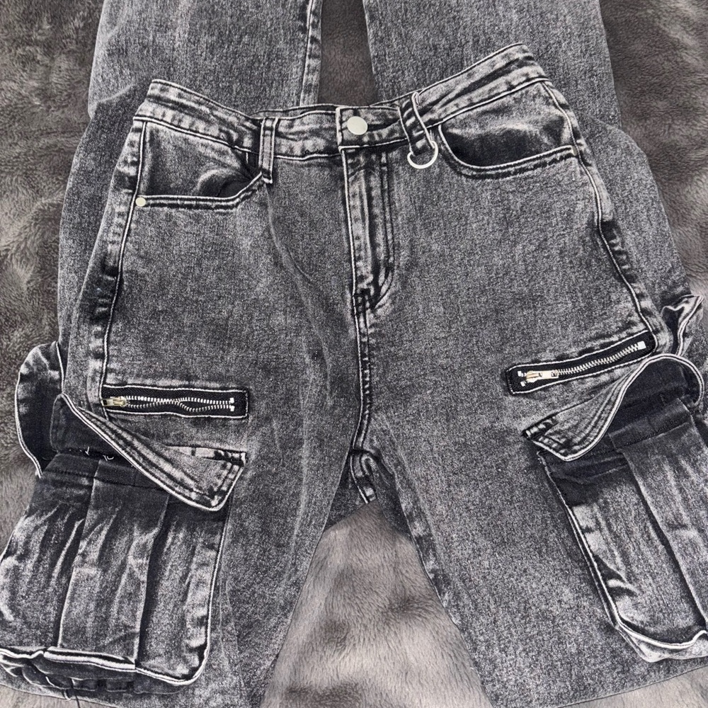 Stylish Black Cargo Jeans